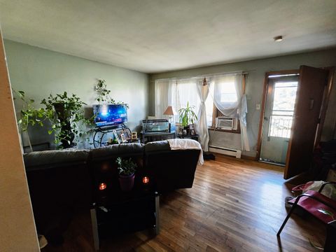 Tiny photo for 35 KING ARTHUR Court #19, Northlake, IL 60164 (MLS # 12415860)