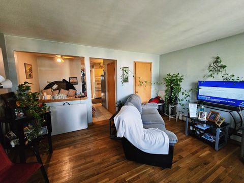 Tiny photo for 35 KING ARTHUR Court #19, Northlake, IL 60164 (MLS # 12415860)