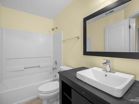 Tiny photo for 1062 Stamford Court, Aurora, IL 60502 (MLS # 12757906)