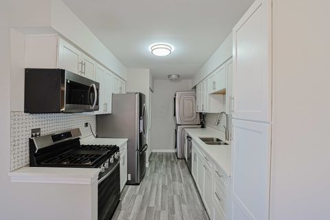 Tiny photo for 1332 Kingsbury Drive #1, Hanover Park, IL 60133 (MLS # 12623432)