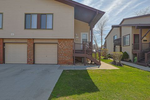 Tiny photo for 1332 Kingsbury Drive #1, Hanover Park, IL 60133 (MLS # 12623432)