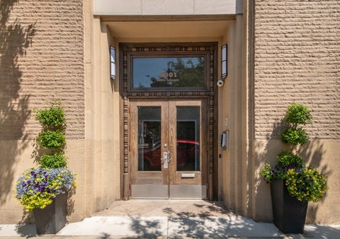 Tiny photo for 2001 S Calumet Avenue #408, Chicago, IL 60616 (MLS # 12753996)