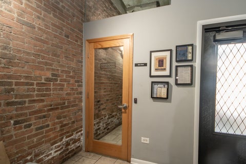 Tiny photo for 2001 S Calumet Avenue #408, Chicago, IL 60616 (MLS # 12753996)