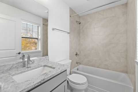 Tiny photo for 821 Lexington Circle E, Des Plaines, IL 60016 (MLS # 12513769)