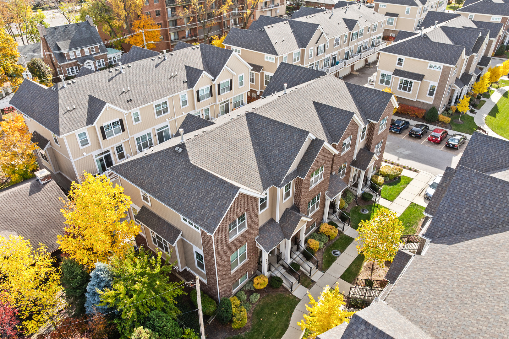 821 Lexington Circle E