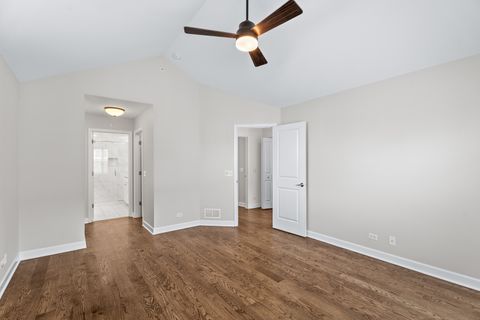 Tiny photo for 821 Lexington Circle E, Des Plaines, IL 60016 (MLS # 12513769)