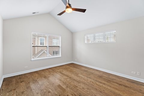 Tiny photo for 821 Lexington Circle E, Des Plaines, IL 60016 (MLS # 12513769)