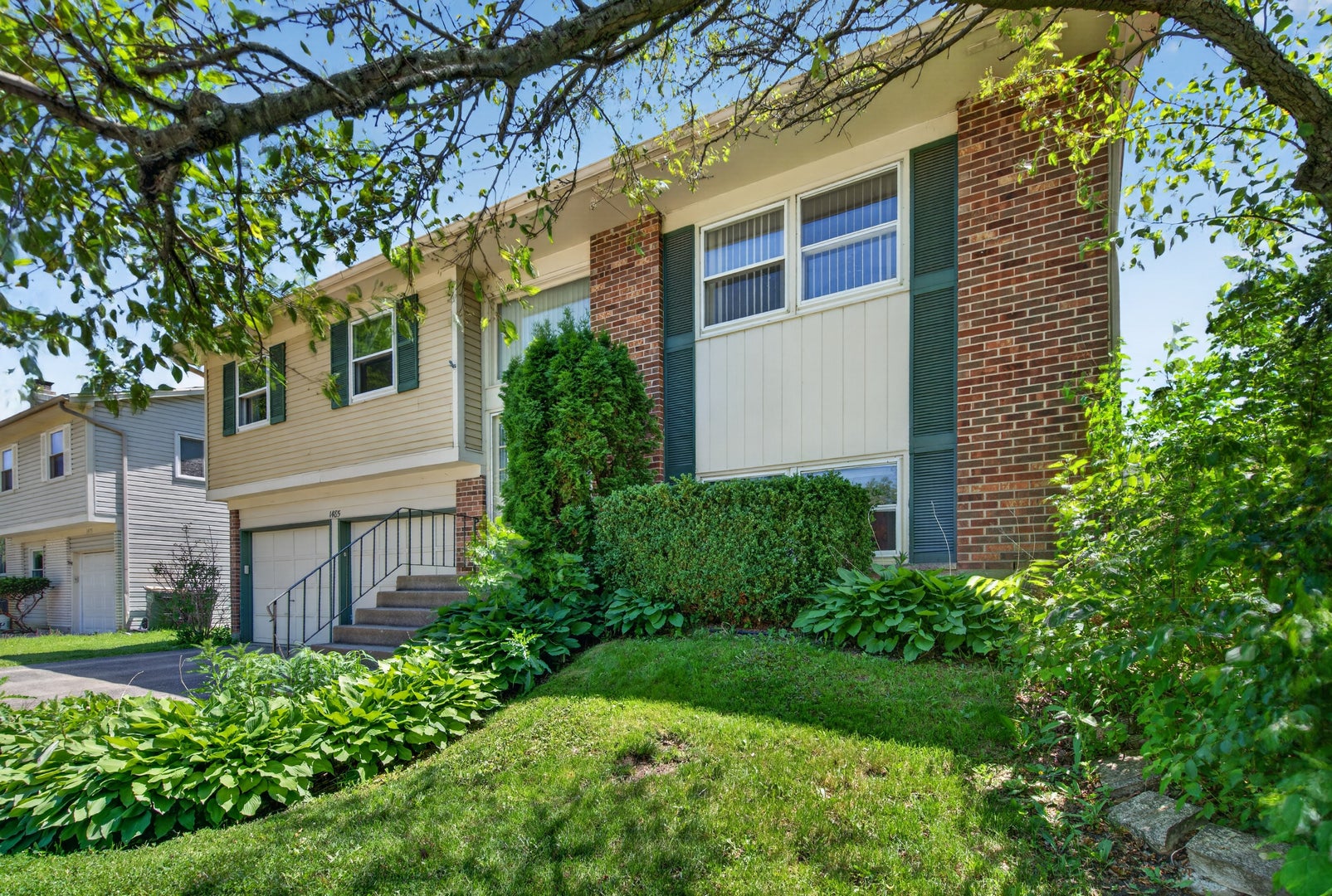 1485 Westbury Drive