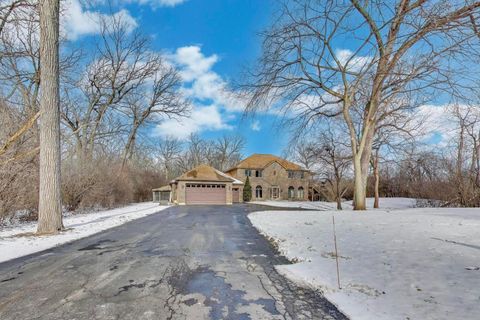 Tiny photo for 13844 Mettawa Lane, Mettawa, IL 60045 (MLS # 12484094)