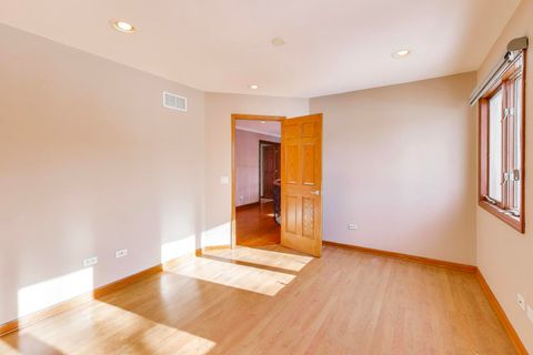 Tiny photo for 13844 Mettawa Lane, Mettawa, IL 60045 (MLS # 12484094)