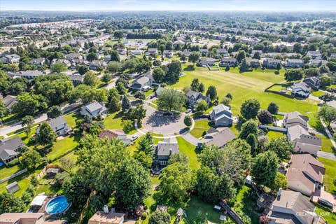 Tiny photo for 606 BERKSHIRE Court, Oswego, IL 60543 (MLS # 12695987)