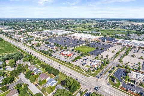 Tiny photo for 606 BERKSHIRE Court, Oswego, IL 60543 (MLS # 12695987)