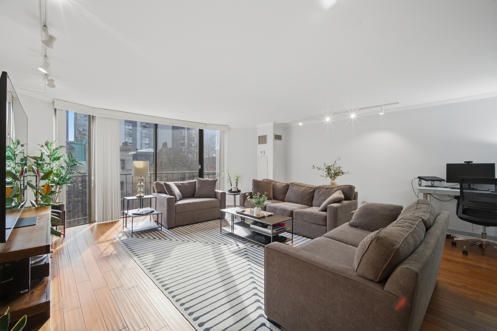 1440 N State Parkway 5B