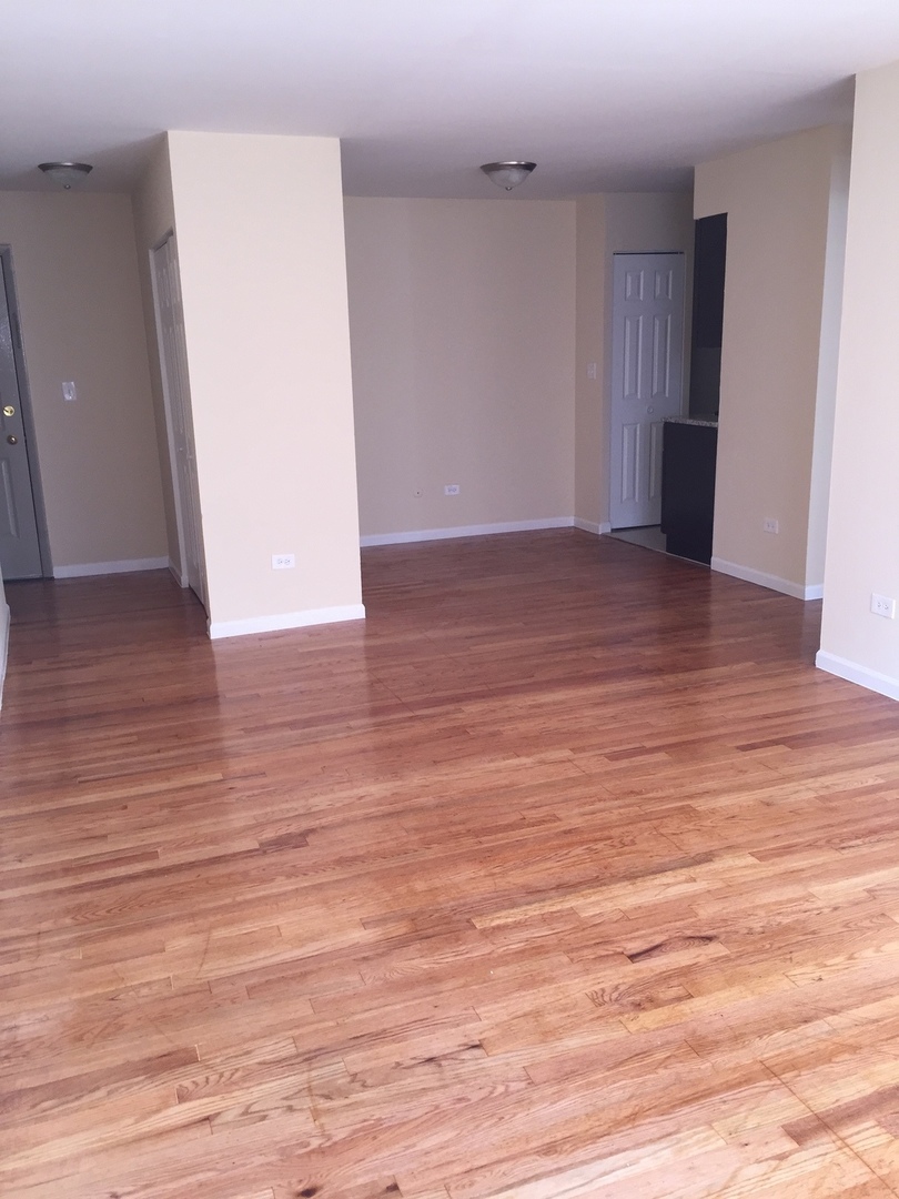 1025 W HOLLYWOOD Avenue 421