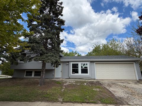 Tiny photo for 200 Lee Lane, Bolingbrook, IL 60440 (MLS # 12636799)