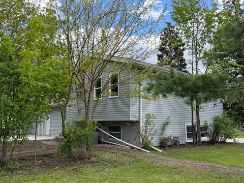 Tiny photo for 200 Lee Lane, Bolingbrook, IL 60440 (MLS # 12636799)