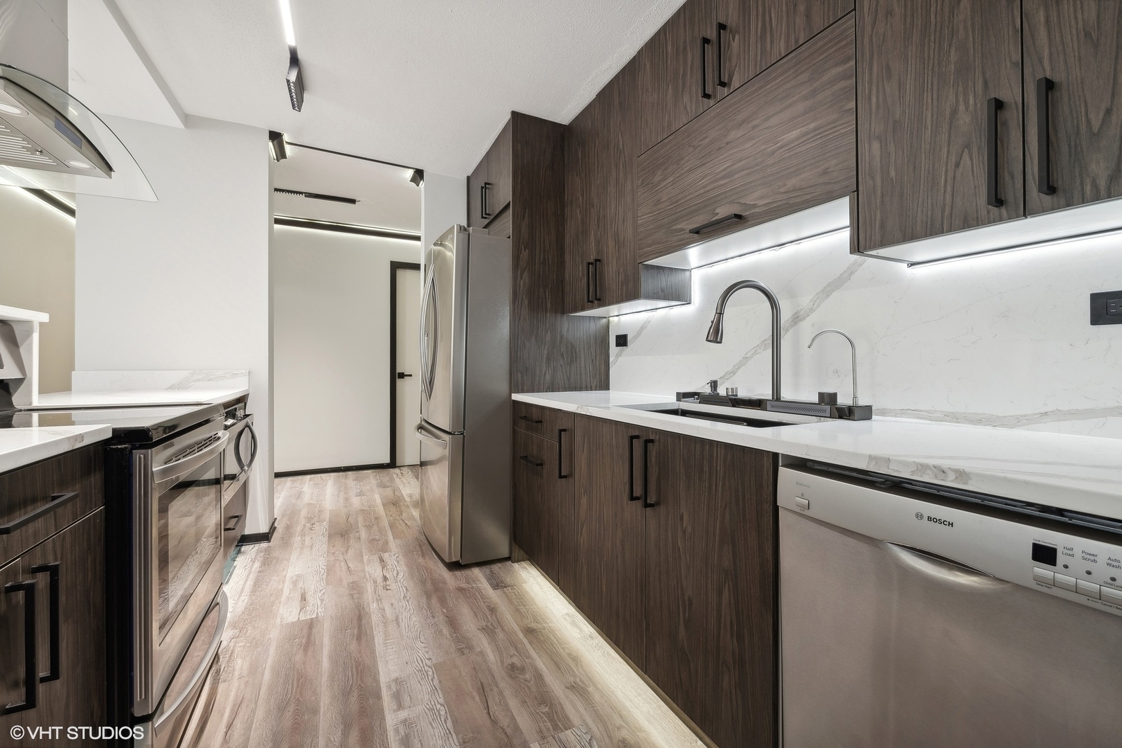 1115 S Plymouth Court 311