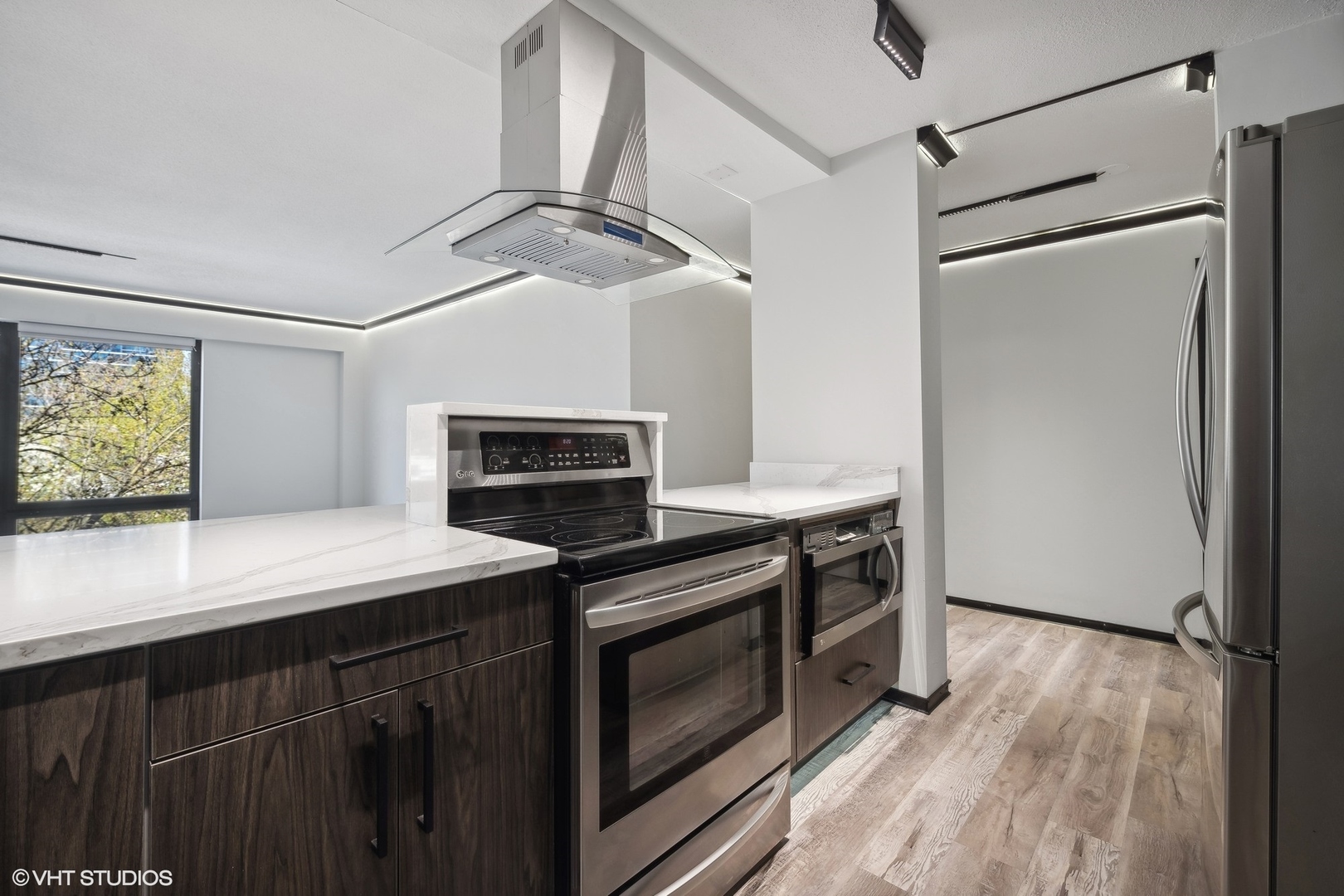 1115 S Plymouth Court 311
