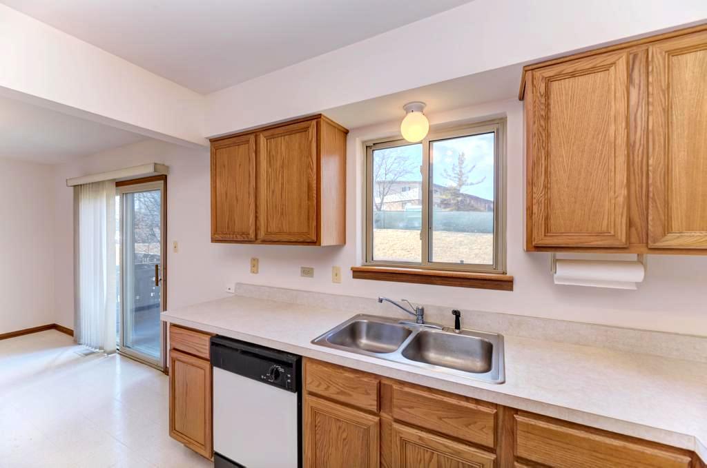 8660 Thomas Charles Lane
