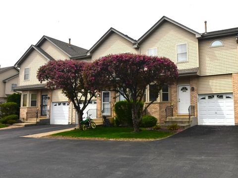 8660 Thomas Charles Lane Hickory Hills IL 60457