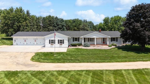 Tiny photo for 29199 170th Avenue, Long Grove, IA 52756 (MLS # 12691108)