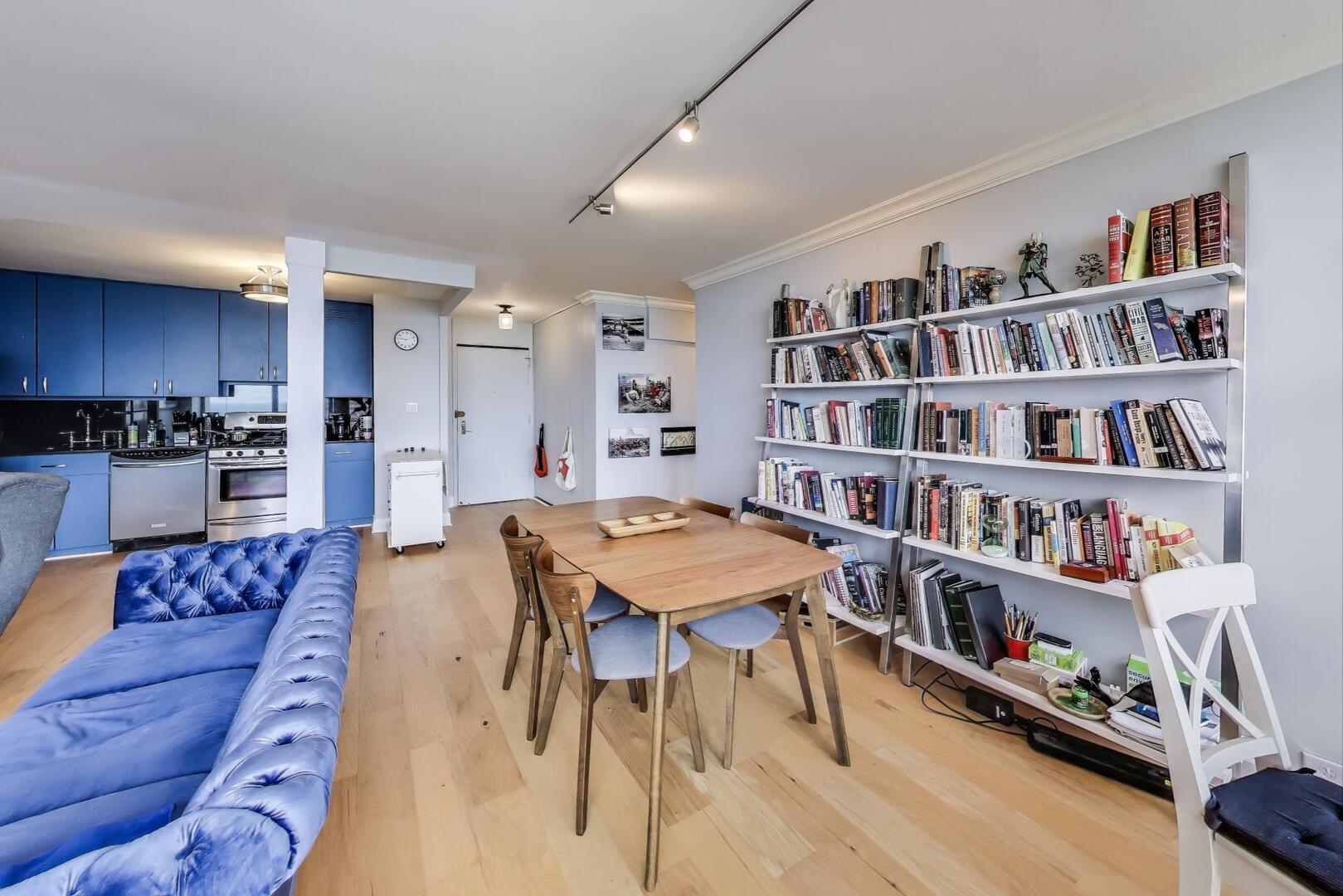 2800 N Lake Shore Drive 3215