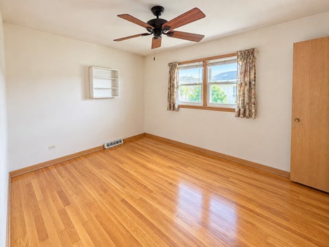 Tiny photo for 10321 Lacrosse Avenue, Oak Lawn, IL 60453 (MLS # 12763230)