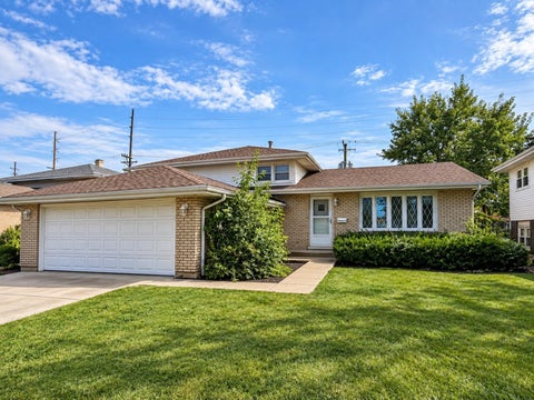 Photo of 10321 Lacrosse Avenue, Oak Lawn, IL 60453 (MLS # 12763230)