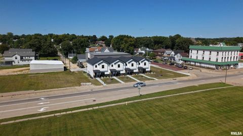 Tiny photo for 1004 S 4TH Street, Clinton, IA 52732 (MLS # QC4266885)