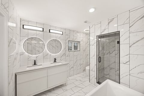 Tiny photo for 6748 S INDIANA Avenue, Chicago, IL 60637 (MLS # 12516001)