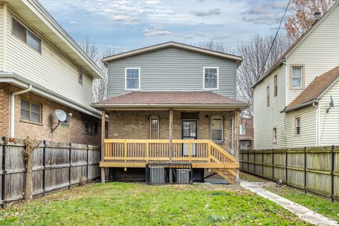 Tiny photo for 6748 S INDIANA Avenue, Chicago, IL 60637 (MLS # 12516001)