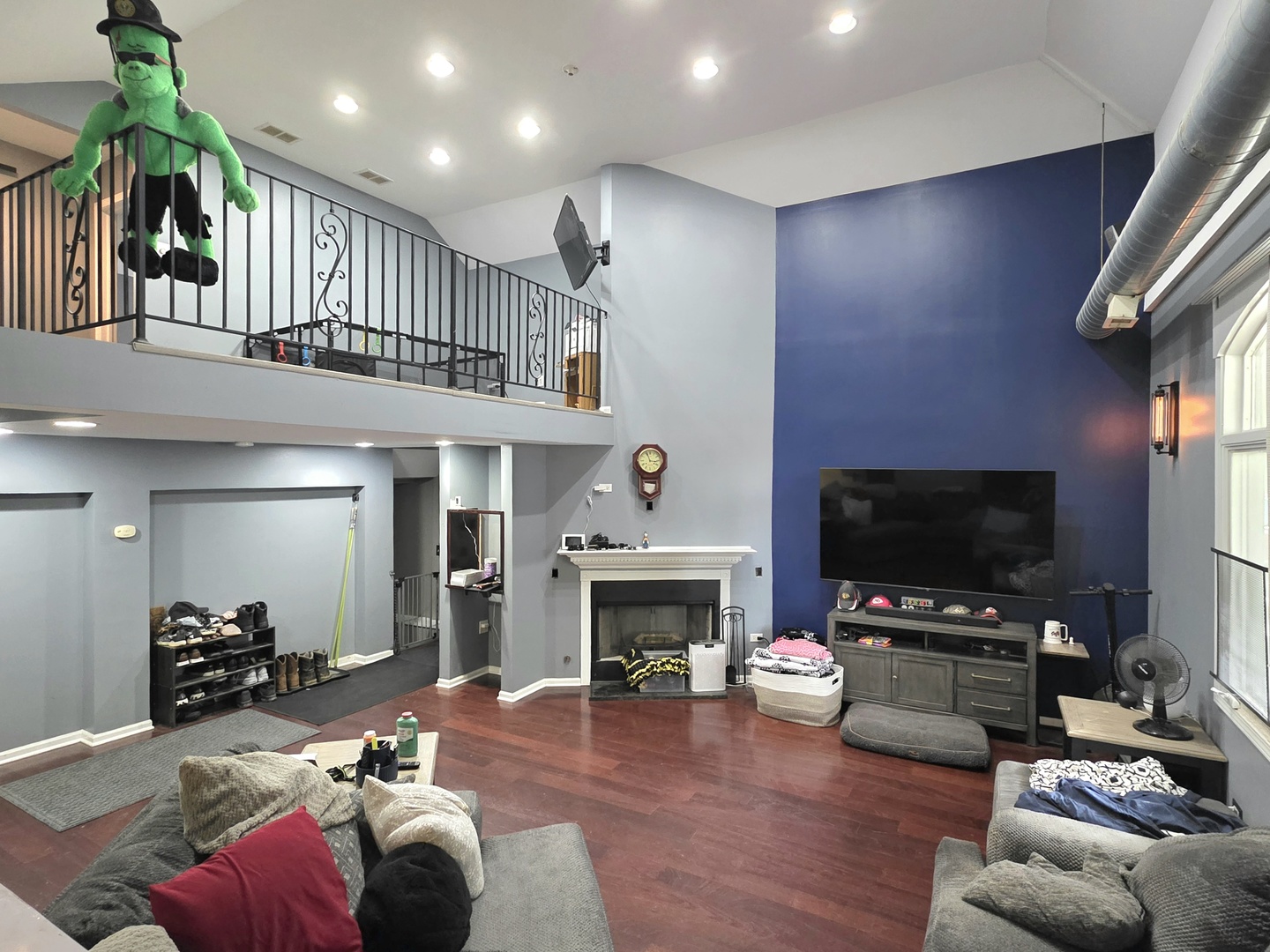 132 W 4th Avenue