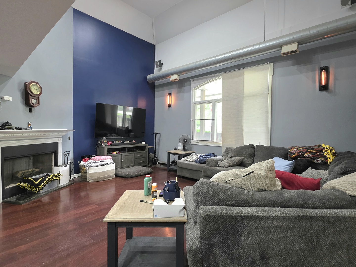 132 W 4th Avenue