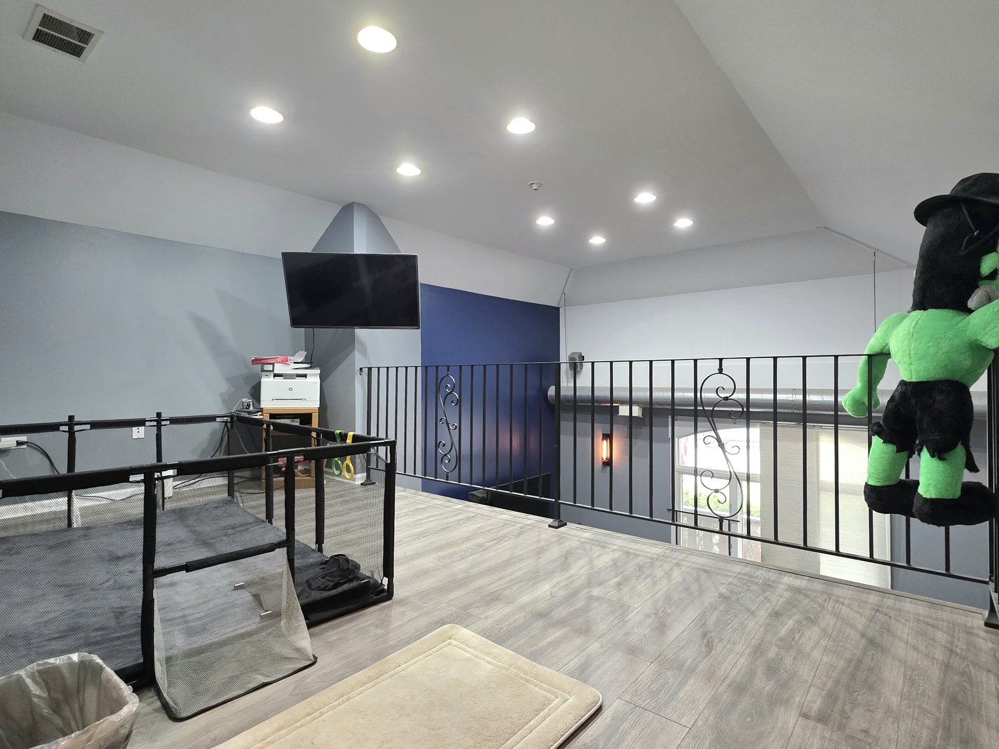 132 W 4th Avenue