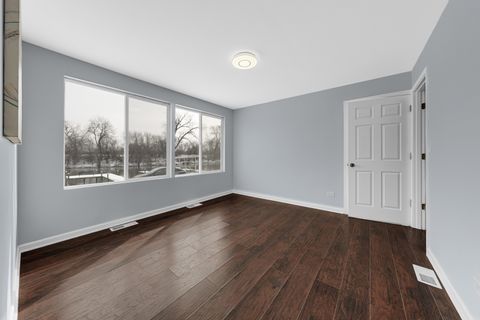 Tiny photo for 38717 N Lake Street, Antioch, IL 60002 (MLS # 12597953)