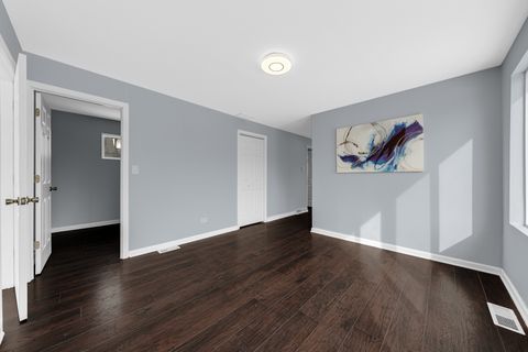 Tiny photo for 38717 N Lake Street, Antioch, IL 60002 (MLS # 12597953)