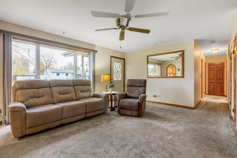 Tiny photo for 470 Oakwood Road, Wauconda, IL 60084 (MLS # 12518875)