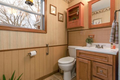 Tiny photo for 470 Oakwood Road, Wauconda, IL 60084 (MLS # 12518875)