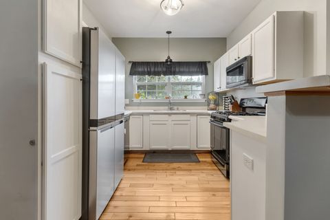 Tiny photo for 516 Clayton Circle #516, Sycamore, IL 60178 (MLS # 12475351)