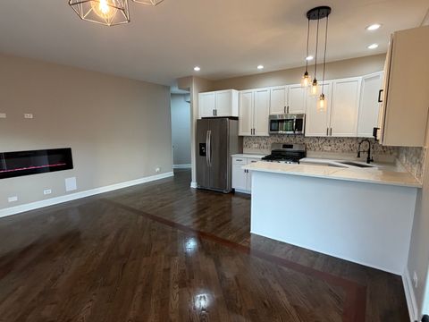 Tiny photo for Chicago, IL 60653 (MLS # 12633017)