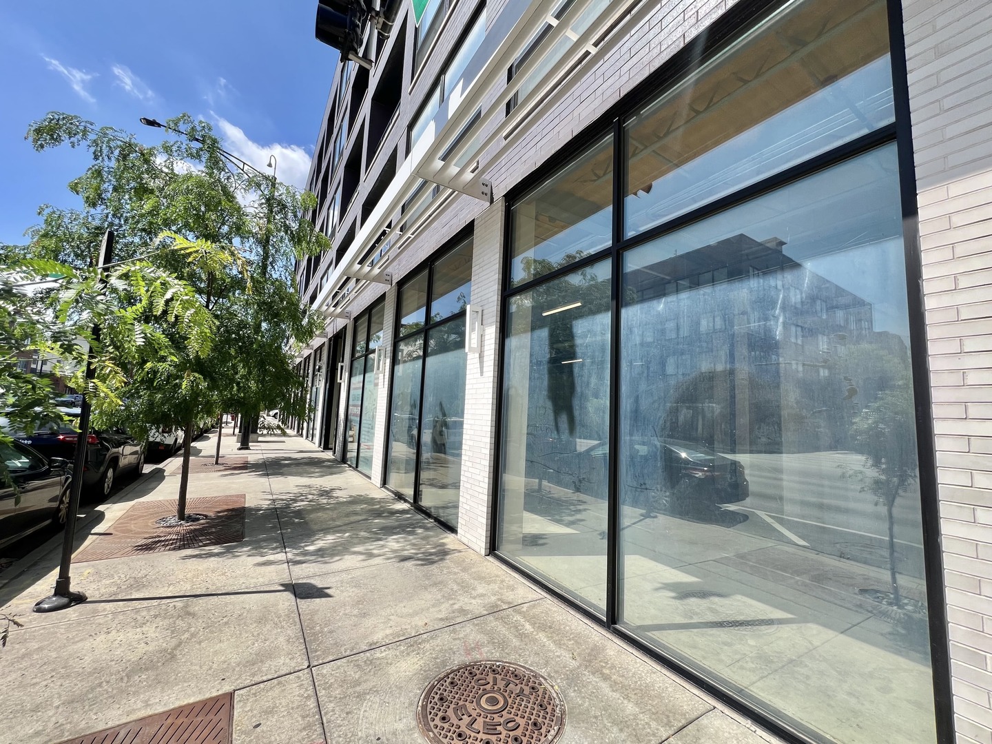 1710 N Western Avenue