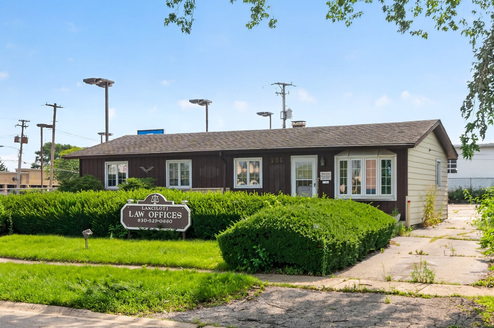 205 Pinecroft Drive