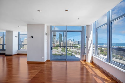 Tiny photo for 1600 S Prairie Avenue #2102, Chicago, IL 60616 (MLS # 12642572)