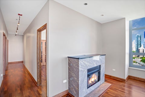 Tiny photo for 1600 S Prairie Avenue #2102, Chicago, IL 60616 (MLS # 12642572)