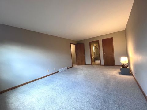 Tiny photo for 340 Greenview Drive, Crystal Lake, IL 60014 (MLS # 12624842)