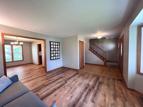 Tiny photo for 340 Greenview Drive, Crystal Lake, IL 60014 (MLS # 12624842)