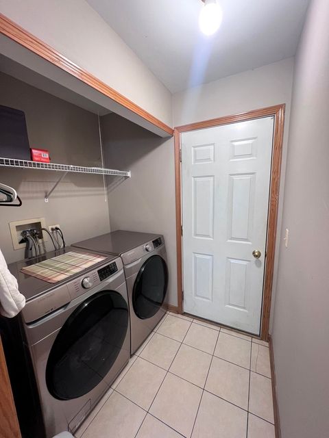 Tiny photo for 340 Greenview Drive, Crystal Lake, IL 60014 (MLS # 12624842)