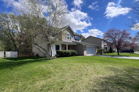 Tiny photo for 340 Greenview Drive, Crystal Lake, IL 60014 (MLS # 12624842)