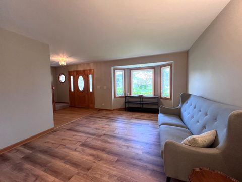 Tiny photo for 340 Greenview Drive, Crystal Lake, IL 60014 (MLS # 12624842)