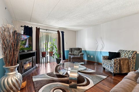 Tiny photo for 10320 Central Avenue #207, Oak Lawn, IL 60453 (MLS # 12768856)
